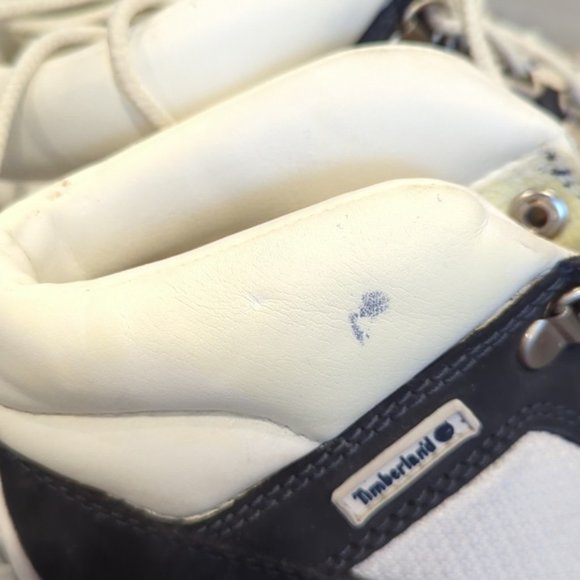 Like NEW Timberland Field Leather Boots - Picture 5 of 9